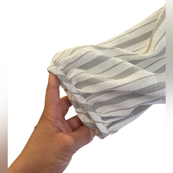 Calvin Klein White and Grey Striped Wrap Dress sz 10 - Picture 4 of 6